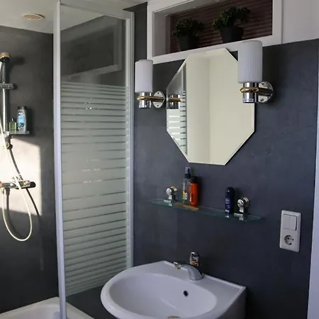 Daire Zwischen Den Meeren In *